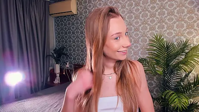 AmilyAmilli online show from March 26, 9:26 am