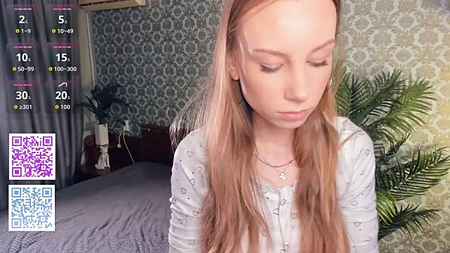 AmilyAmilli online show from March 27, 2:28 pm