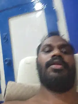 Snapshot of singletamilguy chatting on May 25, 5:52 pm singletamilguy online show from May 25, 5:52 pm