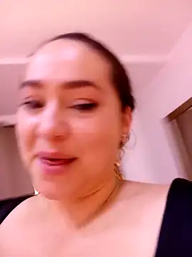 SabrinaVantress online show from April 15, 5:36 am