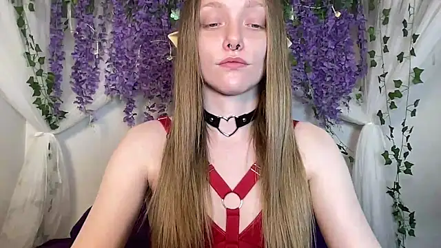 ElfGirlAna online show from April 16, 3:35 pm