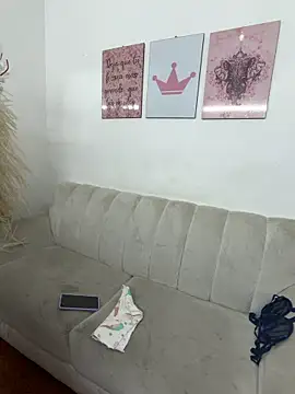 angel rousse01 online show from April 10, 1:27 pm