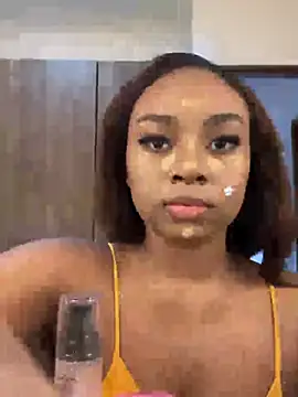 Kloe rousse01 online show from April 15, 6:37 pm