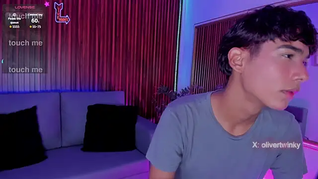 Oliver20   online show from March 25, 4:51 am