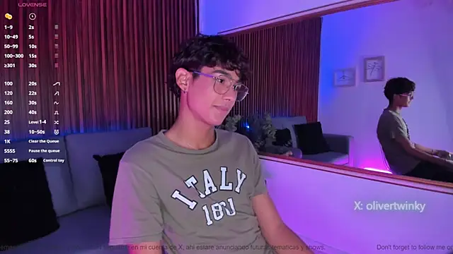 Oliver20   online show from April 9, 5:07 am