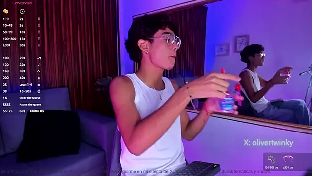 Oliver20   online show from April 12, 4:50 am