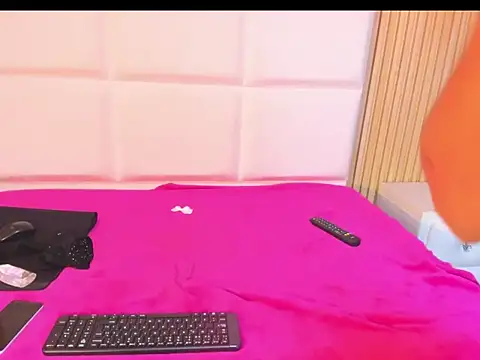 Melany Rousse26 online show from April 14, 1:22 am