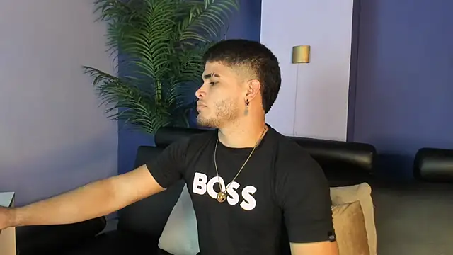 DanteTargaryen online show from April 5, 7:11 pm