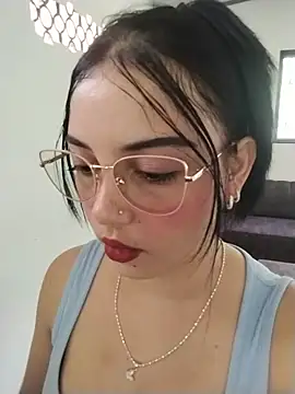veleria allurin online show from July 15, 6:46 pm