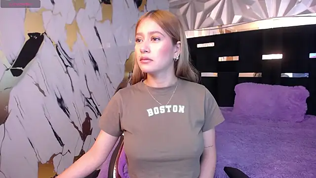 Daniela-hill online show from April 21, 3:24 am