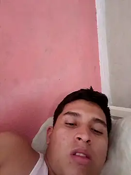 alee28728 online show from March 31, 7:36 pm