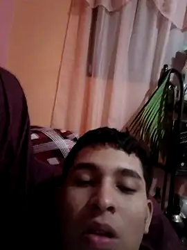 alee28728 online show from April 1, 8:26 am