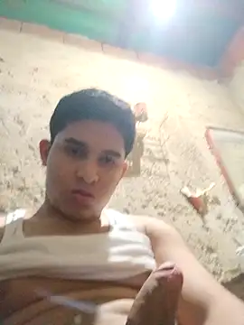 alee28728 online show from April 9, 7:03 am