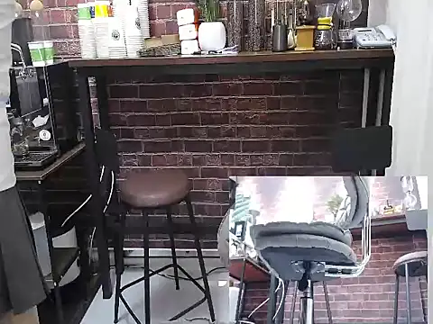 Latte-01 online show from April 12, 3:11 am