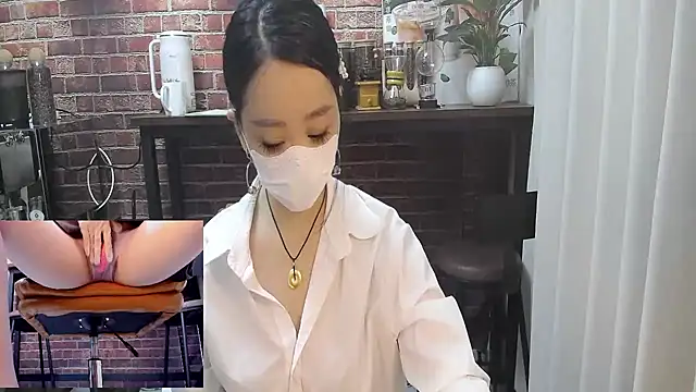 Latte-01 online show from April 17, 2:58 am