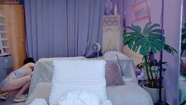 JaeHartMorn online show from April 14, 2:50 am