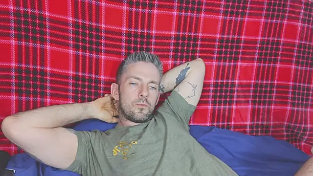 SkylarrGrey online show from April 16, 5:08 am