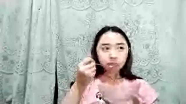 LenoraLacassagne online show from April 8, 3:12 pm