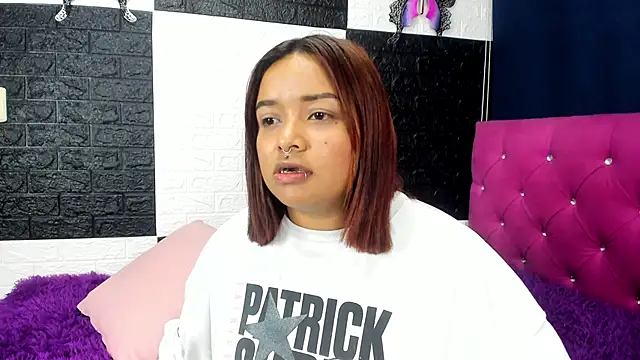 SofiiaCutee online show from March 22, 1:31 am