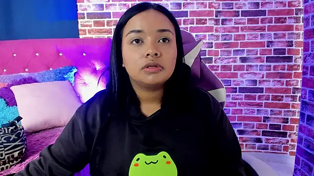 SofiiaCutee online show from April 17, 2:25 am