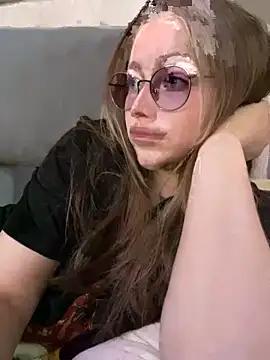 milana millka online show from April 15, 11:28 am