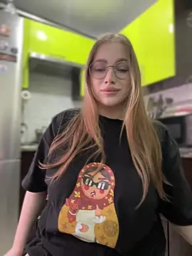 milana millka online show from April 16, 10:16 am