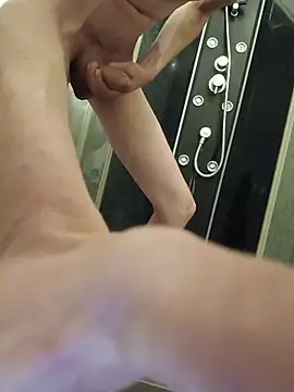 Skinboy06 online show from April 15, 6:37 pm