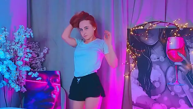 KathrynCanpbell online show from April 15, 7:10 pm