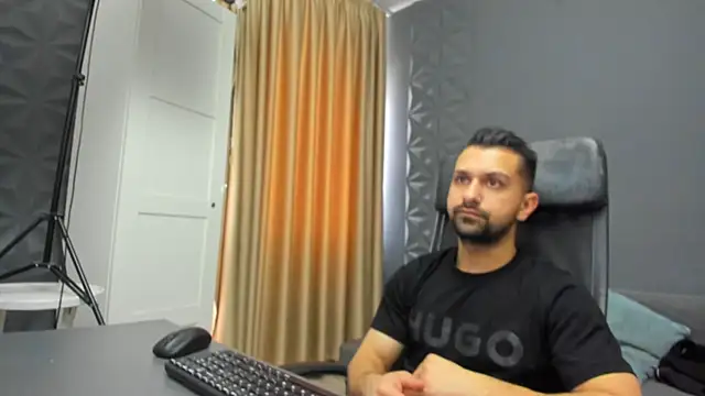 BryceReign online show from April 1, 10:16 am