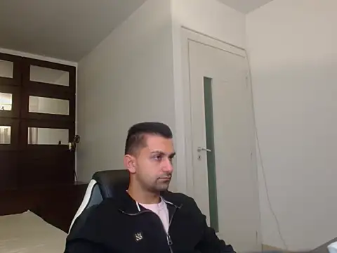 BryceReign online show from April 4, 4:22 am