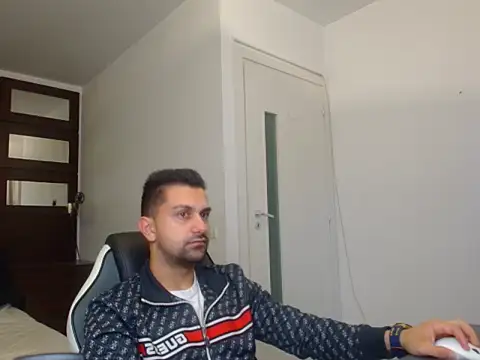 BryceReign online show from April 8, 4:23 am