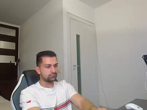 BryceReign online show from April 9, 4:23 am