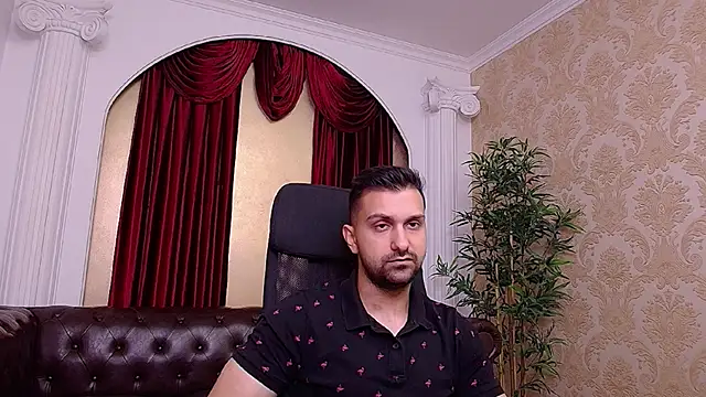 BryceReign online show from June 3, 2:33 pm