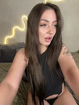 Snapshot of Arina_Babyy chatting on May 1, 3:00 am Arina Babyy online show from May 1, 3:00 am