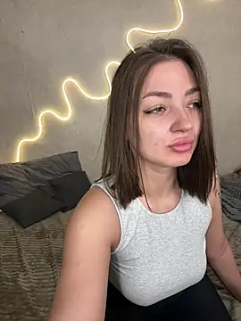 Snapshot of Arina_Babyy chatting on May 11, 5:02 am Arina Babyy online show from May 11, 5:02 am