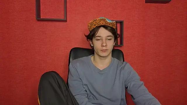 KevinStrike online show from April 7, 1:11 pm