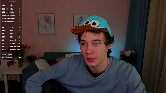 KevinStrike online show from April 11, 6:40 am