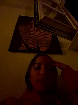 Snapshot of Sexyandtiny chatting on May 4, 7:43 pm Sexyandtiny online show from May 4, 7:43 pm