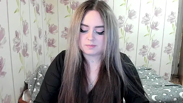 Agathameoww online show from April 29, 8:04 pm