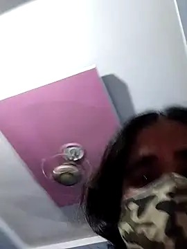 MoonlightMira online show from June 27, 4:28 am