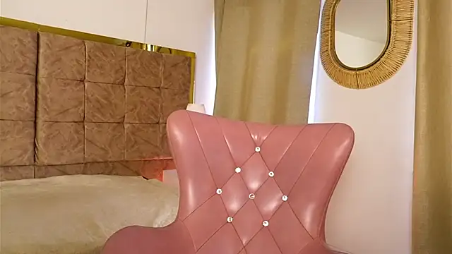 janne palmer online show from April 11, 1:37 pm