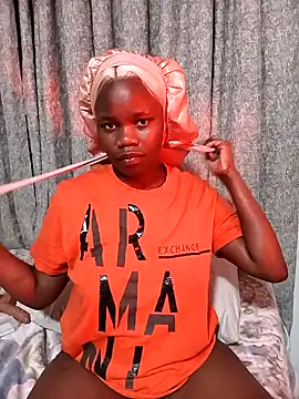 coco0002 online show from April 9, 6:24 pm