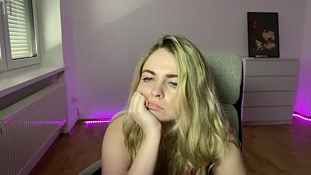 EvaKraz online show from April 14, 10:43 am