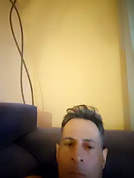 FINCHELABARCAVA online show from April 15, 11:38 pm