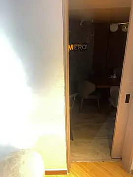 ami santos online show from April 1, 1:01 pm