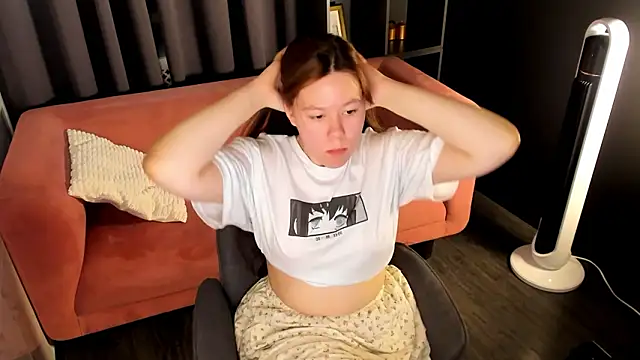 Vanessa ama online show from March 27, 2:06 pm