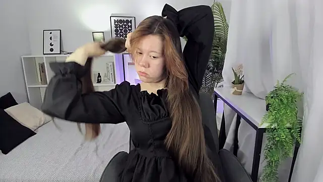 Vanessa ama online show from April 11, 5:34 am