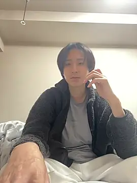 youta200 online show from April 12, 1:05 pm