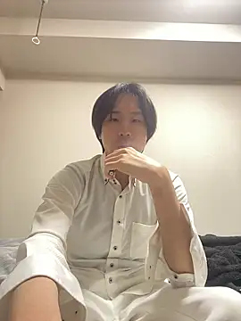 youta200 online show from April 13, 10:32 am