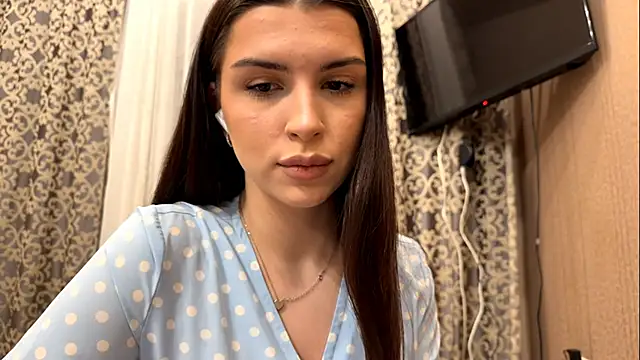 KerryForce online show from April 8, 4:40 pm